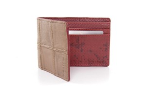 Compact Wallet | Leather & Fire-hose from Elvis & Kresse
