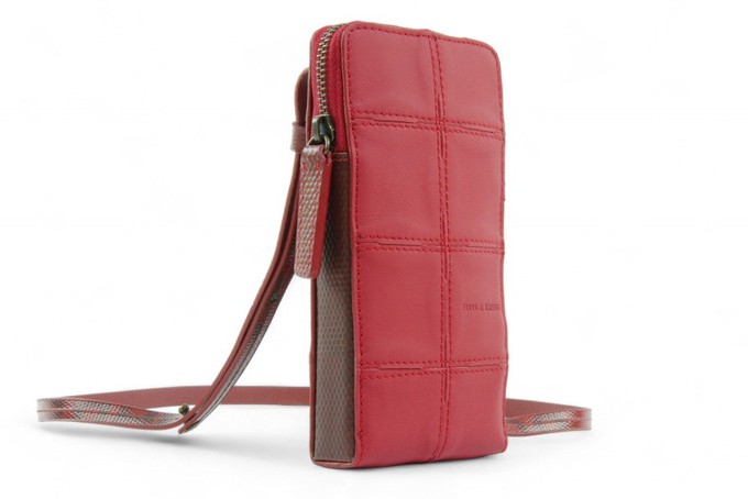 Crossbody pouch | Leather & Fire-hose from Elvis & Kresse