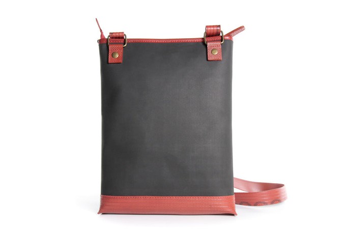 Reporter Bag | Printing Blanket & Fire-hose from Elvis & Kresse