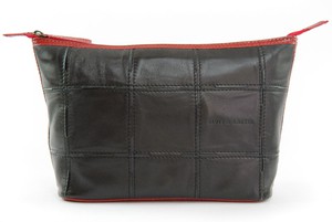 Cosmetics Case / Toiletry Bag | Leather & Fire-hose from Elvis & Kresse
