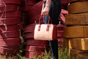 Small Post Bag | Leather & Fire-hose from Elvis & Kresse