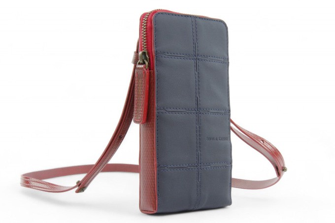 Crossbody pouch | Leather & Fire-hose from Elvis & Kresse