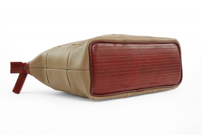 Cosmetics Case / Toiletry Bag | Leather & Fire-hose from Elvis & Kresse