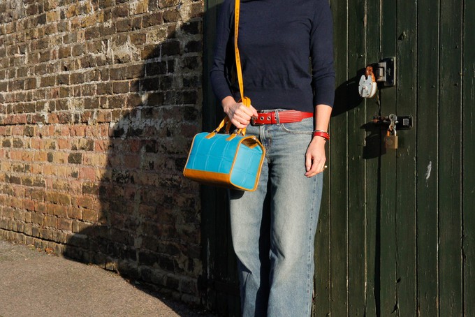 Small Post Bag | Leather & Fire-hose from Elvis & Kresse