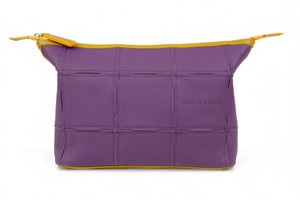 Cosmetics Case / Toiletry Bag | Leather & Fire-hose from Elvis & Kresse