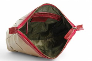Cosmetics Case / Toiletry Bag | Leather & Fire-hose from Elvis & Kresse