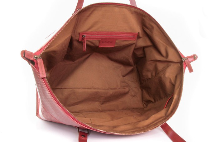 Weekend Bag | Fire-hose from Elvis & Kresse