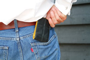Compact Wallet | Leather & Fire-hose from Elvis & Kresse