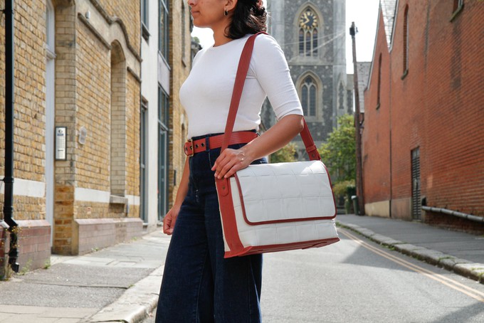 Field Bag | Leather & Fire-hose from Elvis & Kresse