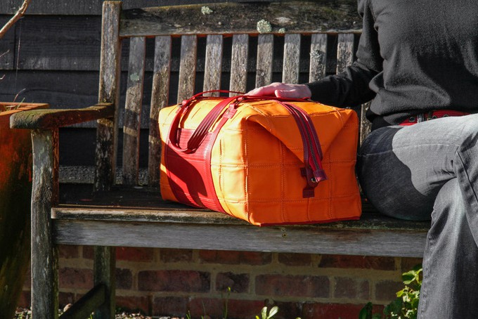 Weekend Bag | Leather & Fire-hose from Elvis & Kresse