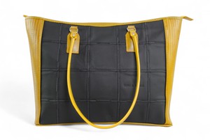 Classic Tote | Leather & Fire-hose from Elvis & Kresse