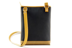 Reporter Bag | Printing Blanket & Fire-hose from Elvis & Kresse