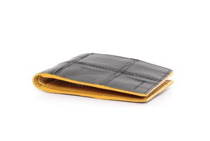 Compact Wallet | Leather & Fire-hose from Elvis & Kresse
