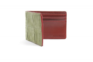 Compact Wallet | Leather & Fire-hose from Elvis & Kresse