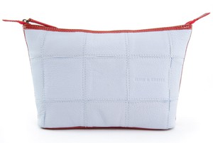 Cosmetics Case / Toiletry Bag | Leather & Fire-hose from Elvis & Kresse