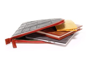 Folio Laptop Case | Leather & Fire-hose from Elvis & Kresse