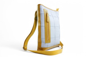 Reporter Bag | Leather & Fire-hose from Elvis & Kresse