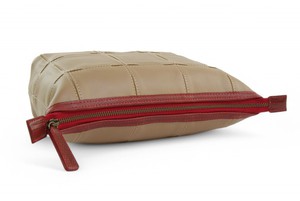 Cosmetics Case / Toiletry Bag | Leather & Fire-hose from Elvis & Kresse