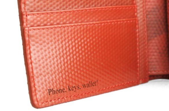 Compact Wallet | Leather & Fire-hose from Elvis & Kresse