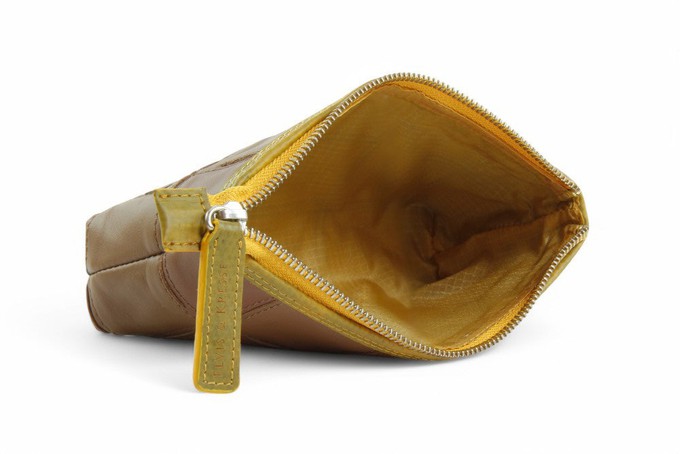 Toiletry Pouch | Leather & Fire-hose from Elvis & Kresse