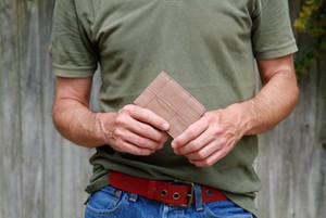 Compact Wallet | Leather & Fire-hose from Elvis & Kresse