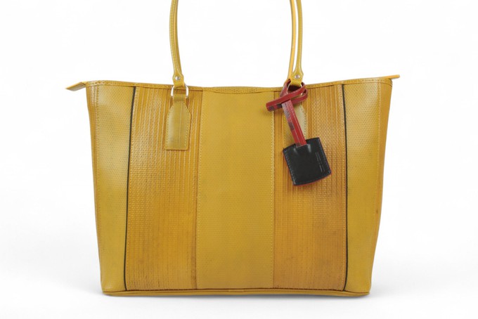 Bag Charm | Leather & Fire-hose from Elvis & Kresse