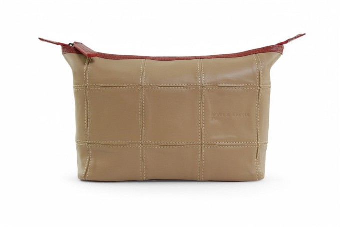 Cosmetics Case / Toiletry Bag | Leather & Fire-hose from Elvis & Kresse