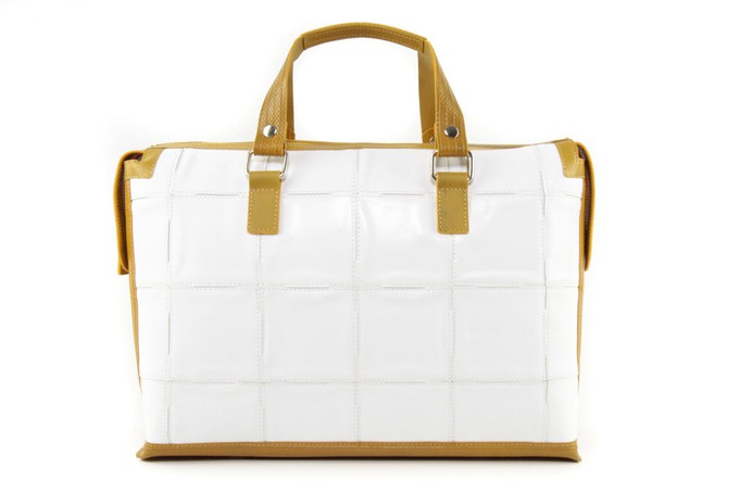 Metropolitan Bag | Leather & Fire-hose from Elvis & Kresse