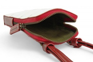 Crossbody pouch | Leather & Fire-hose from Elvis & Kresse