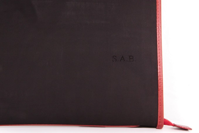 Folio & Laptop Case from Elvis & Kresse