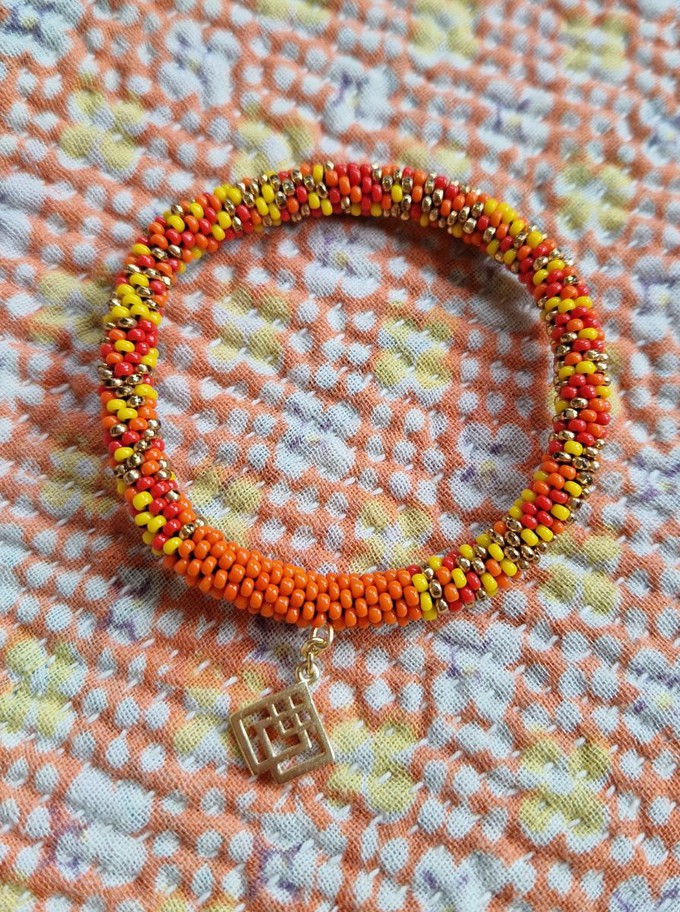 bracelet beaded embrace from Fifth Origins