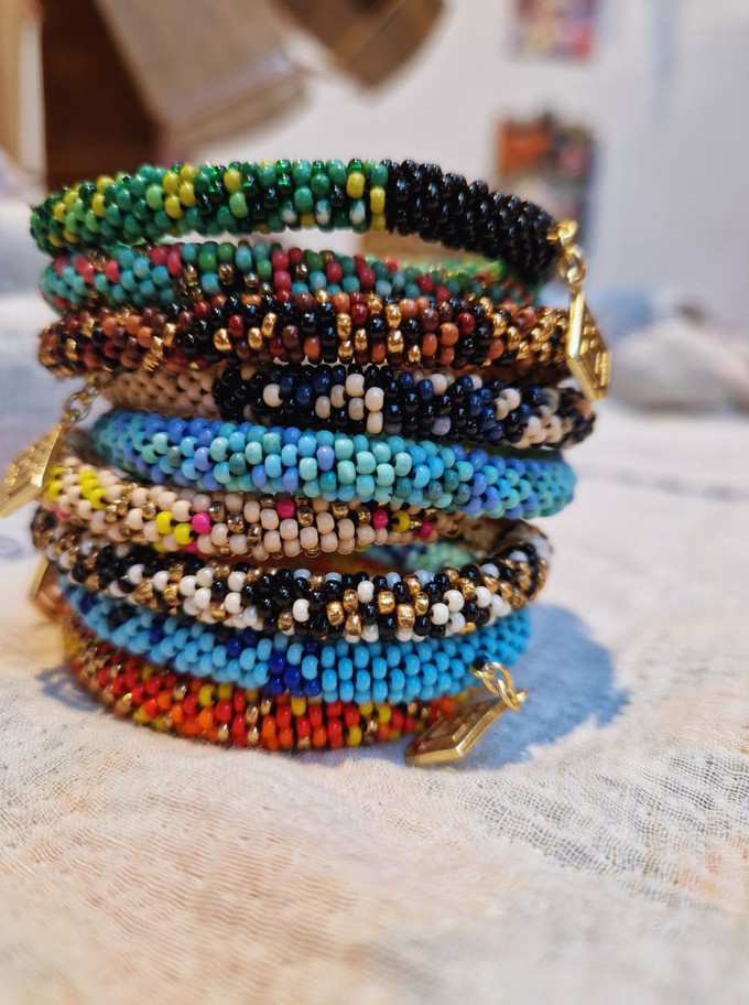 bracelet beaded embrace from Fifth Origins