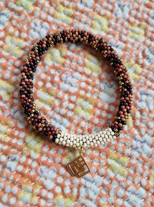 bracelet beaded embrace from Fifth Origins