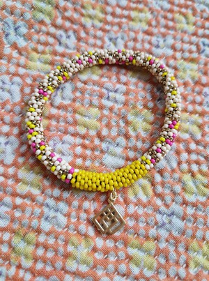 bracelet beaded embrace from Fifth Origins