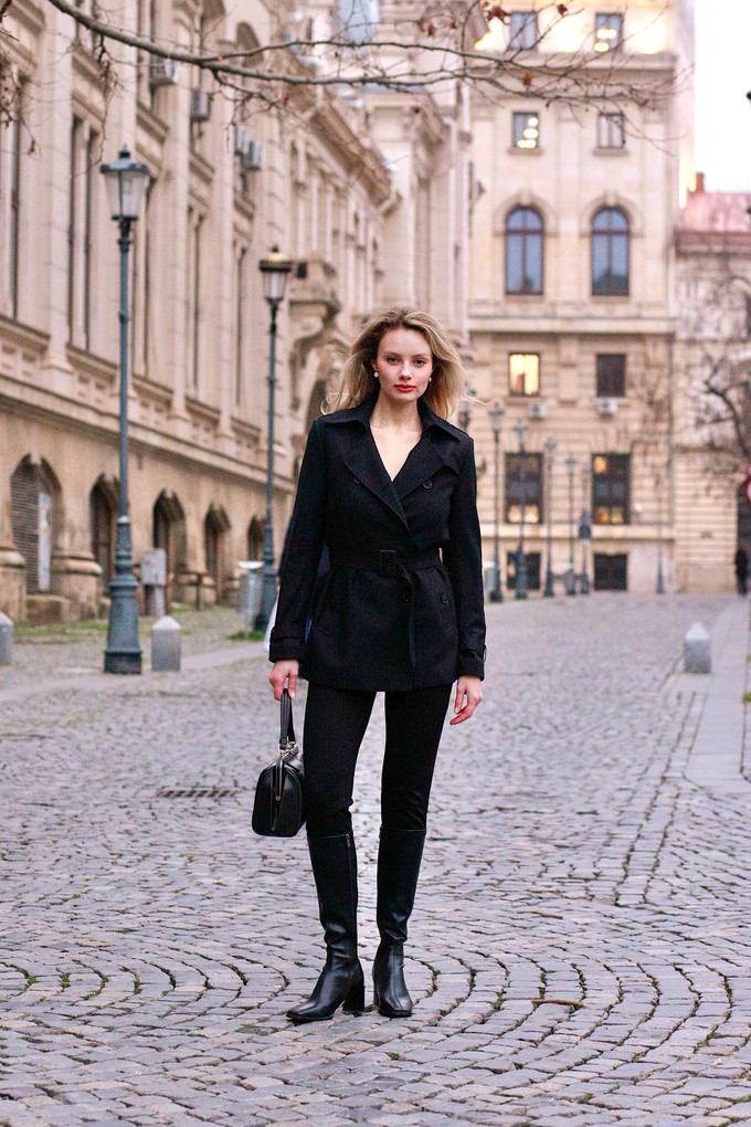 Leanne Short Trench Coat from GAÂLA