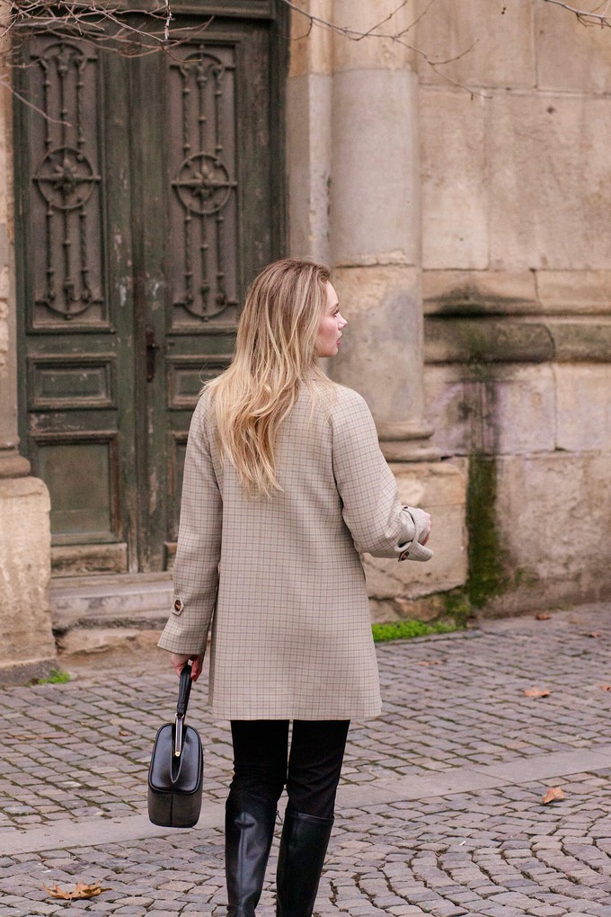 Francine Short Trench Coat from GAÂLA