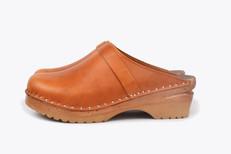 DA VINCI vegan clogs | HONEY via Good Guys Go Vegan