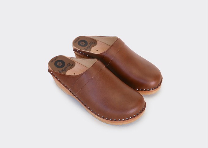 DA VINCI vegan clogs | BROWN from Good Guys Go Vegan