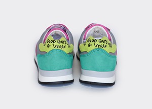 FELIX vegan running shoes | PINK from Good Guys Go Vegan