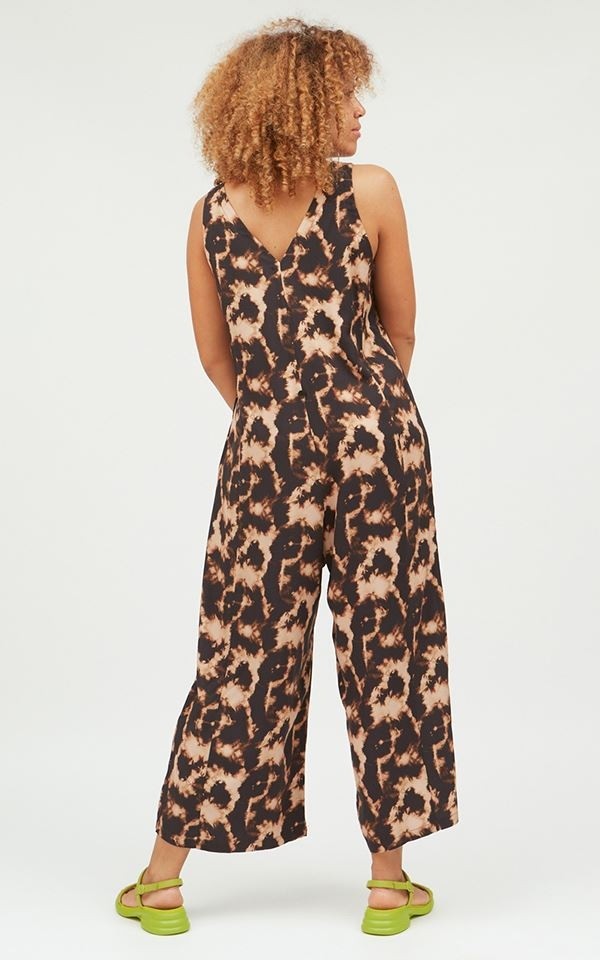 Jumpsuit Esla Tie Dye Print from Het Faire Oosten