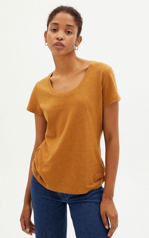 T-Shirt Hemp Regina from Het Faire Oosten