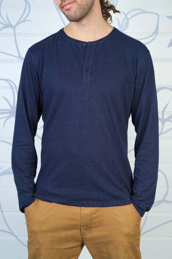 Mens Wild hemp and Organic Cotton Henley shirt from Himal Natural Fibres