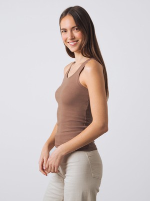 Scoop Rib Top from Honest Basics