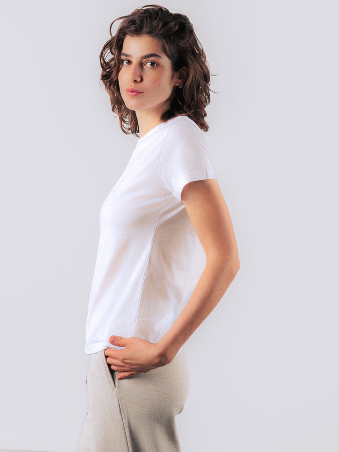 T-shirt Women from Honest Basics