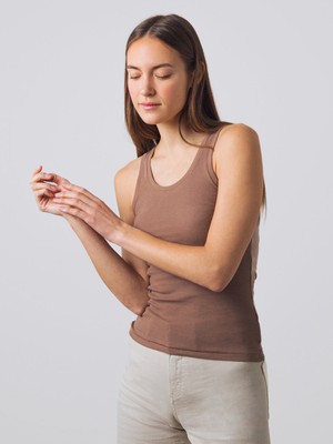 Scoop Rib Top from Honest Basics