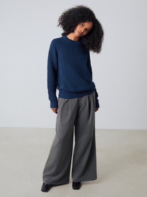 Heavy Knit Jumper Women from Honest Basics