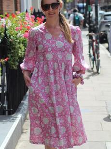 Pink Floral 3/4 Sleeve Midi Dress via Jenerous