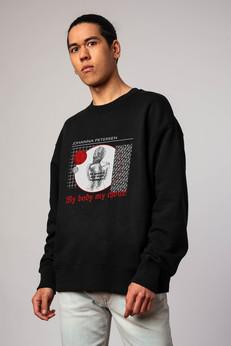 BLACK JAILED SWEATSHIRT via JOHANNA PETERSEN