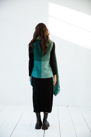 PETITE Light Wool Cape Fusion Green from JULAHAS