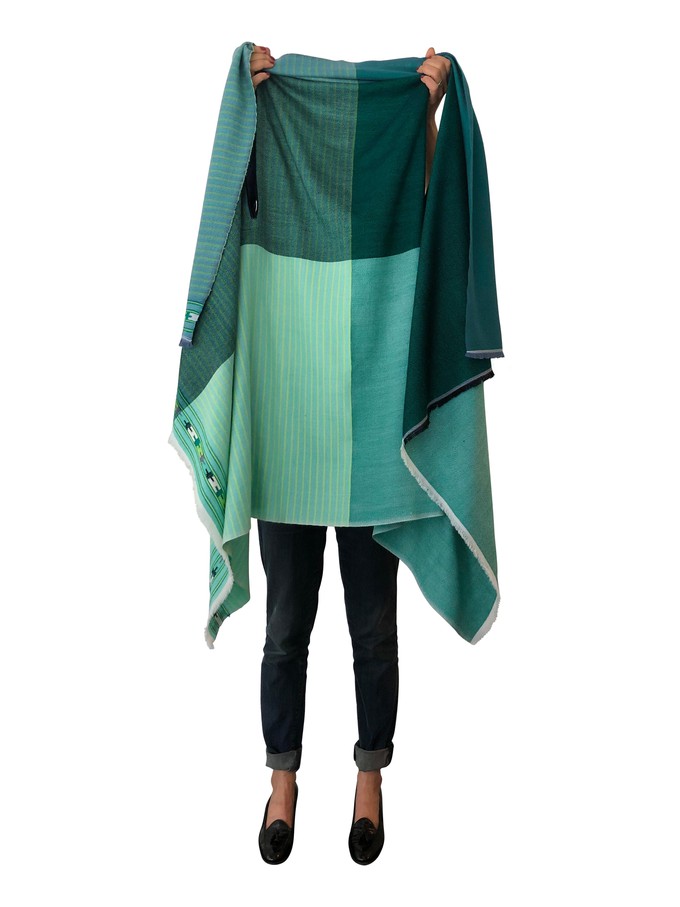 Light Wool Cape Fusion Green from JULAHAS